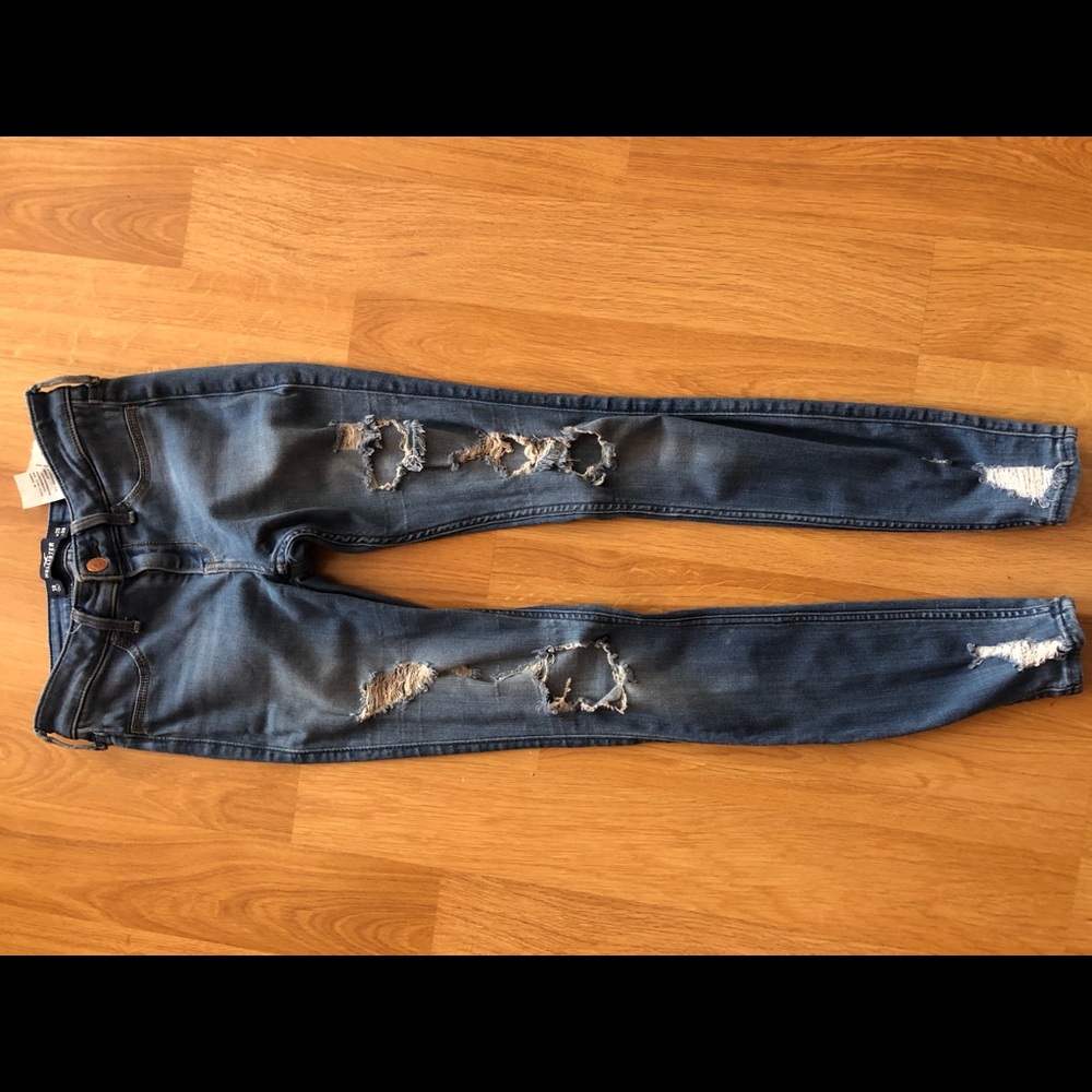 Low rise dark wash Hollister jeggings